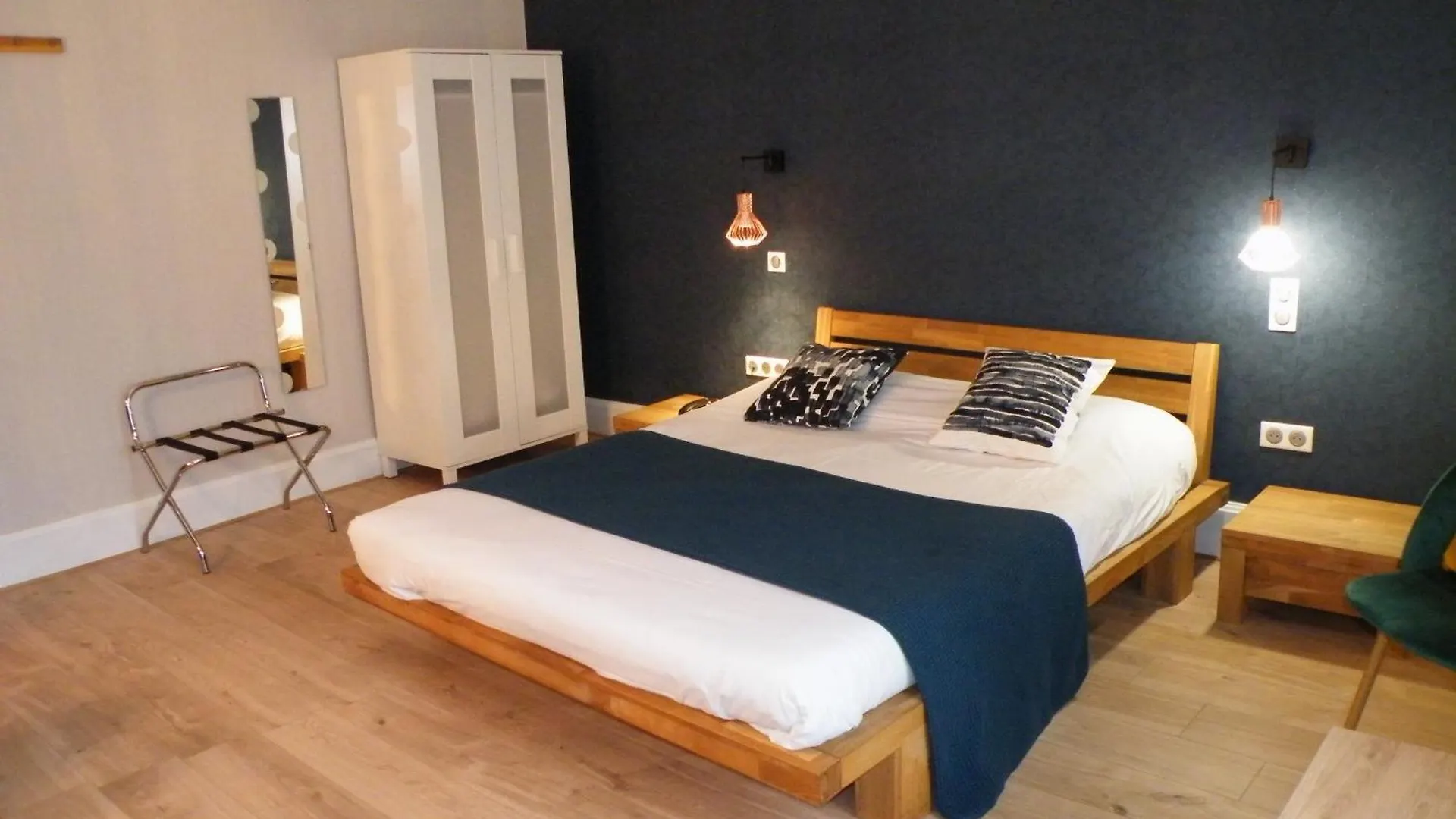 ***  Brit Hotel Roanne - Le Grand Hotel France