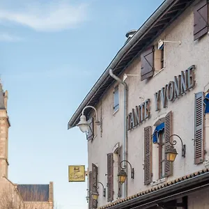 Hotel Logis Tante Yvonne & Son Restaurant Semi-gastronomique - Lyon Nord, Quincieux